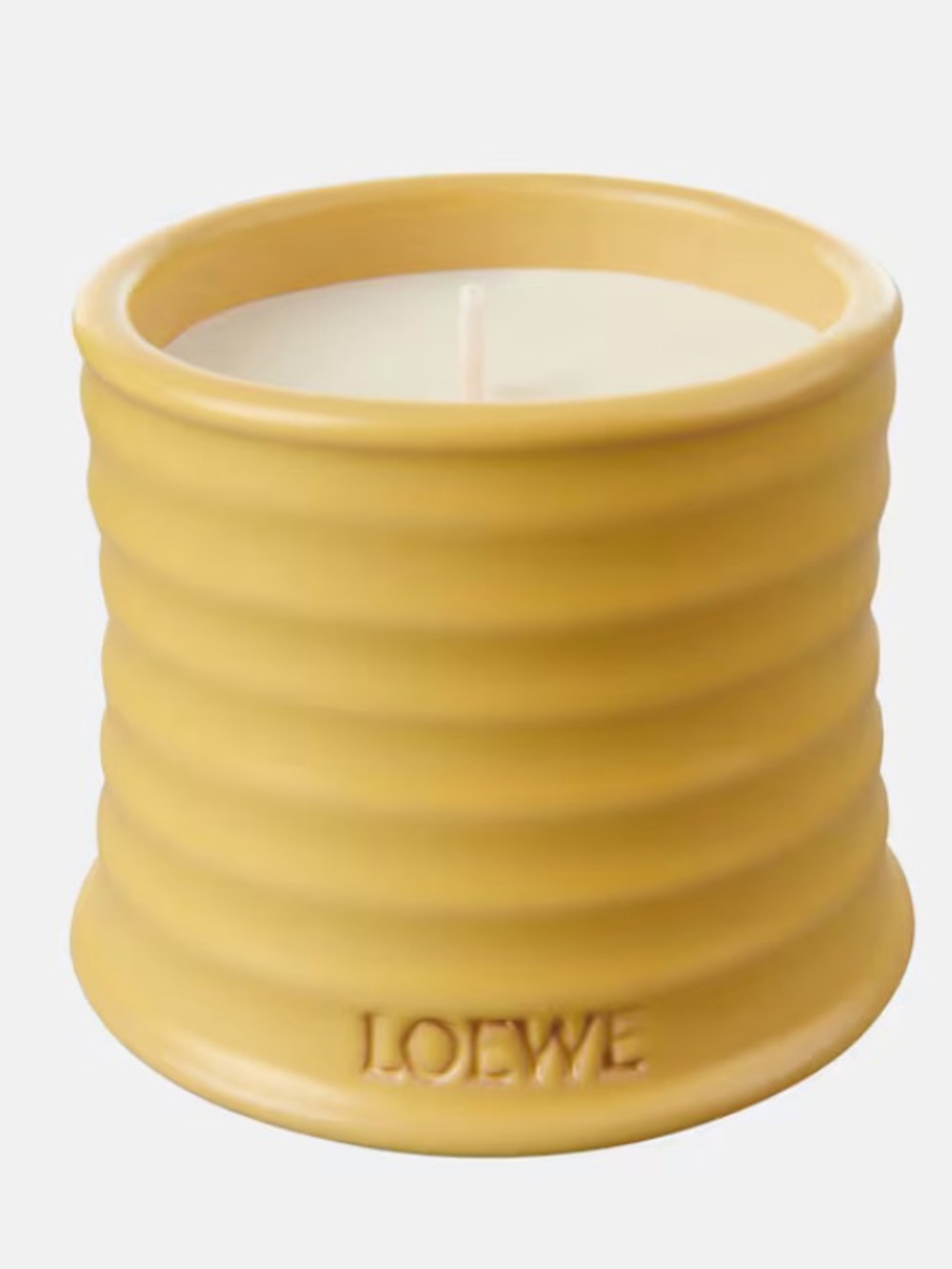 LOEWE
Honeysuckle Scented Candle small 5.8oz